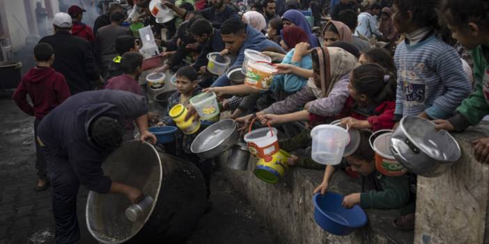 Gazze'de Sağlık Krizi: Yetersiz Beslenme Nedeniyle Yaraları İyileşemiyor