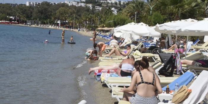 Bodrum Plajları Tıklım Tıklım Doldu