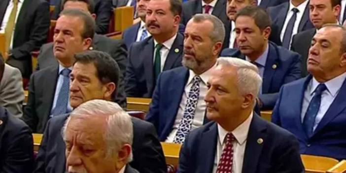 Bahçeli'nin davetiyle MHP'ye geri dönmüştü... Bugün grup toplantısında görüntülendi