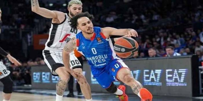 Anadolu Efes'ten EuroLeague'ye Veda!