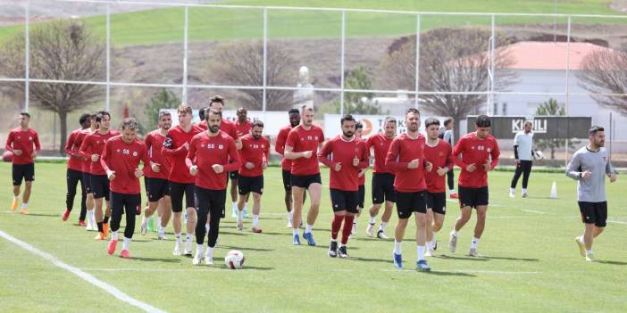 Sivasspor, Fenerbahçe maçı için hazırlıklarını sürdürdü