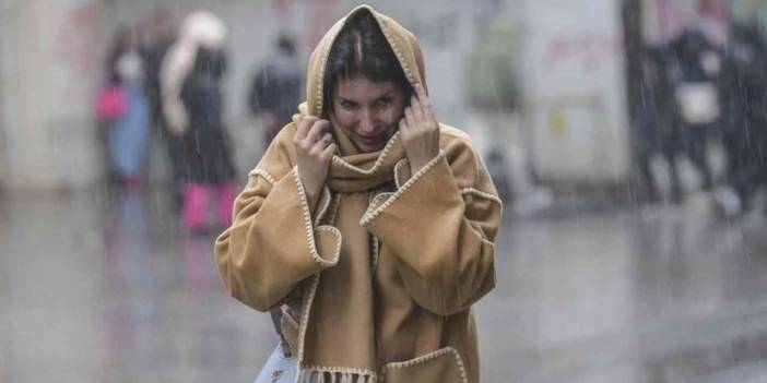 AKOM’dan İstanbul için son dakika yağış uyarısı: Sıcaklık 10 derece birden düşecek