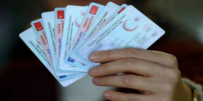 Ehliyetlerde Tarihi Değişiklik! Milyonlarca Sürücü İçin O Şart Kaldırıldı