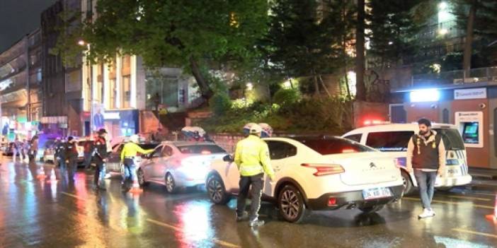 Kadıköy'de Polis Sokağa Döküldü