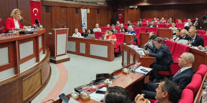 İzmit Belediye, TÜGVA’ya Tahsis Edilen Yurdun Geri Alınmasını Ve Ensar Protokolünün İptalini Karara Bağladı