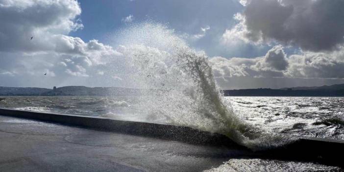 Meteoroloji'den Ege İçin Fırtına Uyarısı