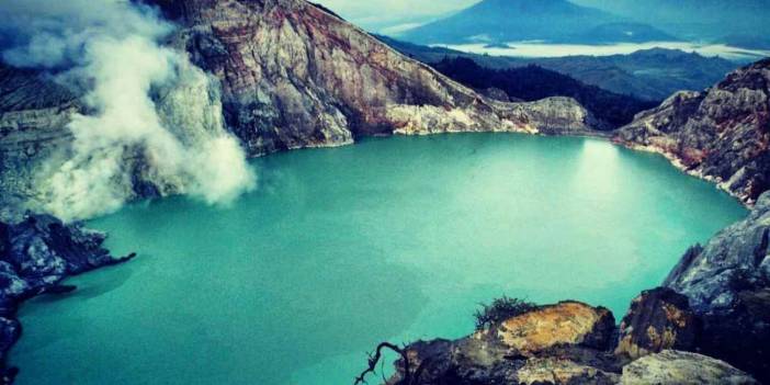 Kraterde feci ölüm: Fotoğraf çektirmek istedi, canından oldu