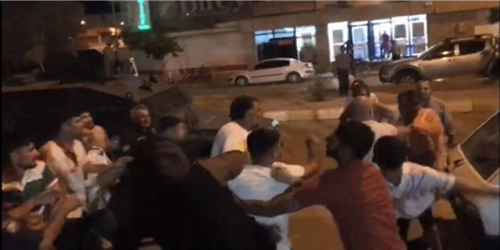 Gece Dehşeti: Tekme Tokat Kavga Ettiler!