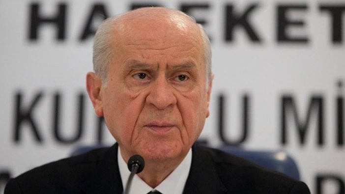 Devlet Bahçeli'den Fenerbahçelileri kızdıran benzetme: 'Diz çöktüler...'