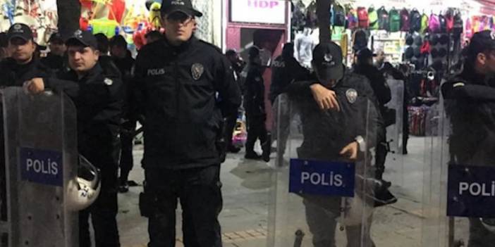 DEM Parti Batman İl Örgütü Binasına Polis Baskını!