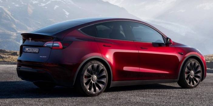 Elektrikli Otomobilde Tahtı Sallanan Tesla, Benzinli Otomobille Geri mi Dönüyor?