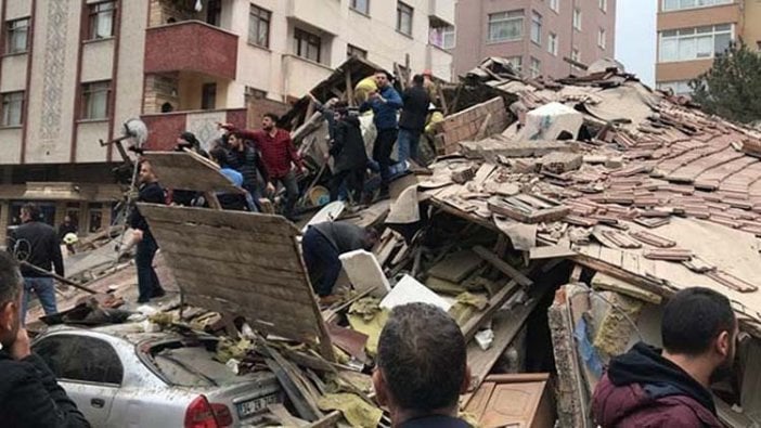 Binalar peş peşe çökmeye başladı! Bakanlık düğmeye bastı, 90 günlük süreç başladı