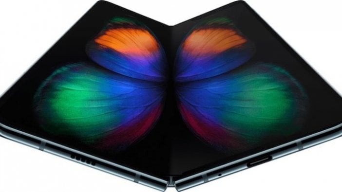 Samsung Galaxy Fold'da kulaklık girişi sürprizi