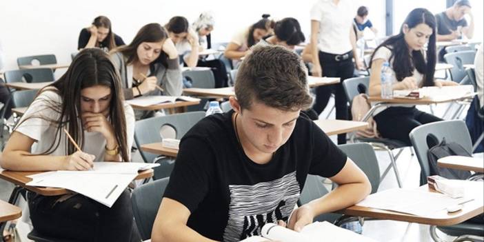 Türkiye'nin En İyi 10 Lisesi Belli Oldu! Bakın Hangi Lise İlk Sırada