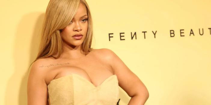 Rihanna'dan Şaşırtan İtiraf: 'Vücudumu sergilediğim için pişmanım'