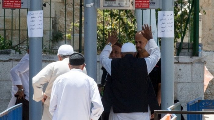 Adana Valiliği, İsrail'e yönelik protestolara yasak getirdi!