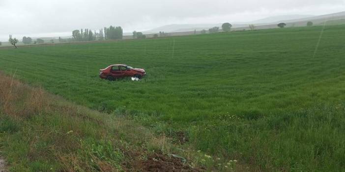 Dünyaları başına yıkıldı! Şarampole devrilen otomobil kazasında çok sayıda ölü ve yaralı var