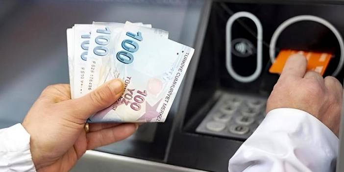 Emekli maaşınızı bu bankadan alıyorsanız hesabınıza 50 bin TL yatacak