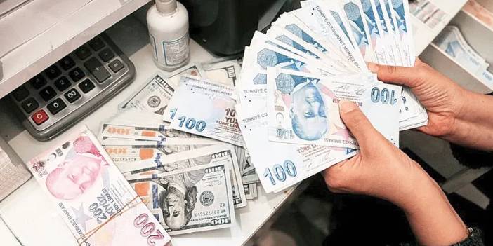 Dipten Gelen Dalga Krizin Ayak Seslerini Taşıyor. Kimse Bankaların Kapısını Çalmak İstemiyor