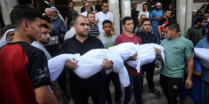 İsrail Saldırılarında 15 Bin 103 Çocuk Öldü