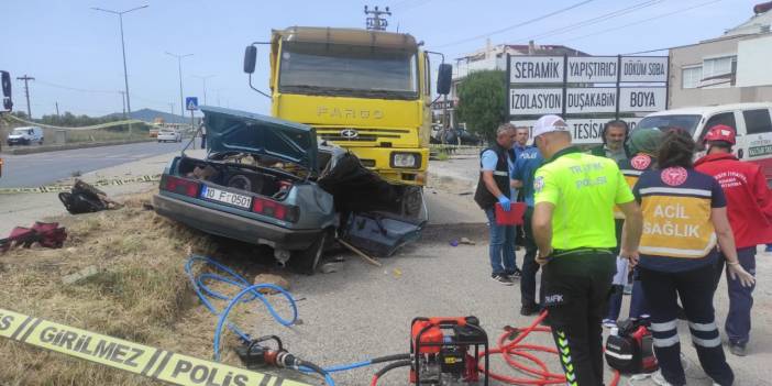 Köpeğe Çarpmamak için Kaza Yaptı: 3 Kişi Öldü!