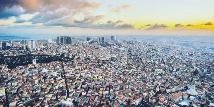 Naci Görür Beton Yığınına Dönen İlçeler İçin Konuştu : Halka Tepeden Bakarsan...