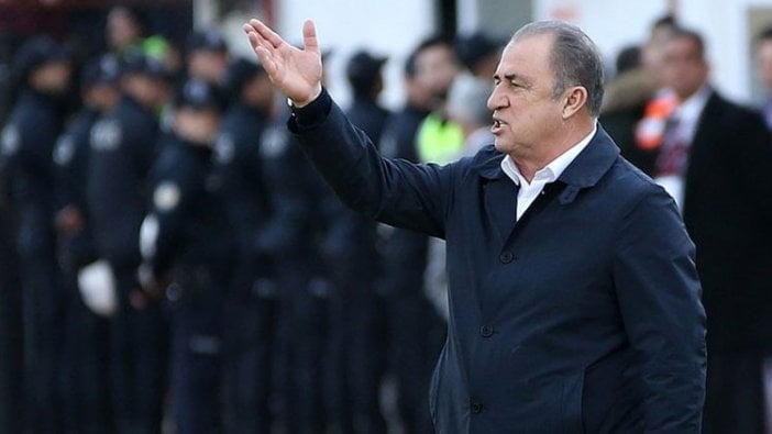 Fatih Terim yedekleri haşladı: 'Burada kalmak istiyorsanız'