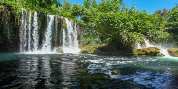 Antalya'da bir kişi derede ölü bulundu