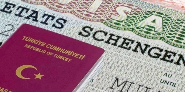 Schengen Vizesi Almak İçin Başvuran Türk Vatandaşlarına Macaristan'dan Sonra İtalyanlardan da Onur Kırıcı Denetleme