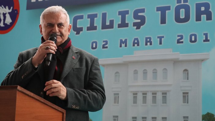 Binali Yıldırım'dan Cemevi açılışı: Adımda Ali var