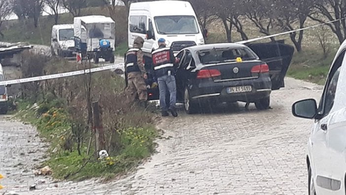 Jandarma ile insan kaçakçıları çatıştı: Ölü ve yaralılar var