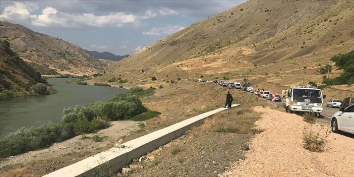 Serinlemek için Nehre Giren Öğrenciden Haber Alınamıyor!