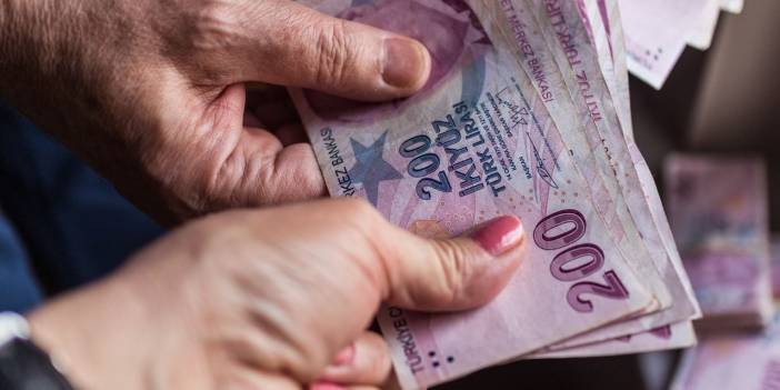 Bankalar kesenin ağzını açtı: Emekli promosyonları için yeni karar aldılar! En yüksek promosyonu hangi banka veriyor?