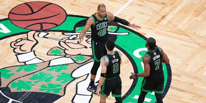 Baston Celtics Seride Durumu 2'de 2 Getirdi!