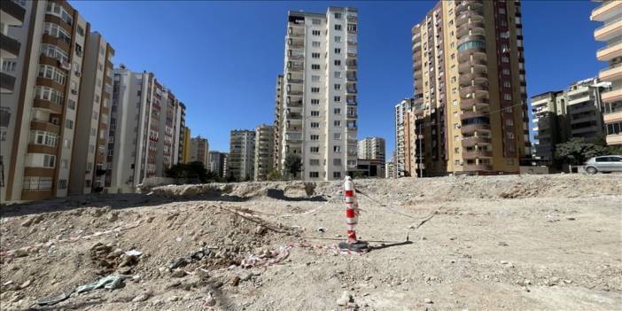 Depremde Yıkılan Apartmanın Tutuklu Müteahhiti: "Ben Müteahhit Değilim!"