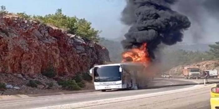 Yolcu Otobüsü Alev Alev Yandı