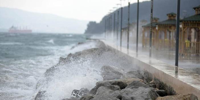 Meteoroloji duyurdu: Yarına Dikkat Marmara ve Ege’de fırtına etkili olacak!