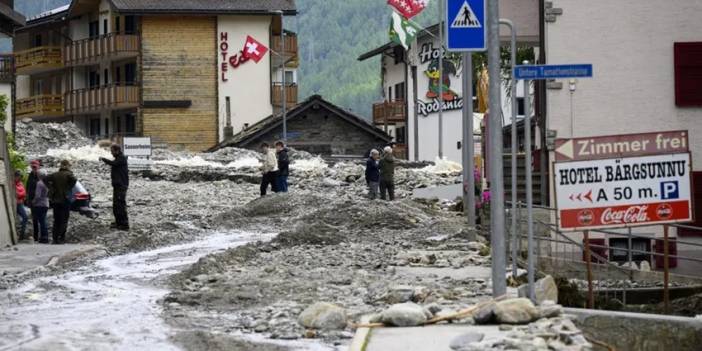 İsviçre'de Heyelan ve Sel: 4 Ölü, 2 Kayıp