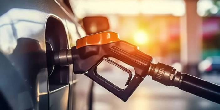 Akaryakıtta fiyatlar dondu: Ateşkesin sonucu tabelayı belirleyecek