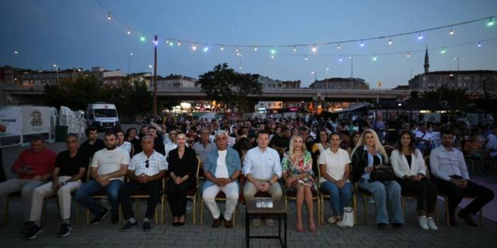 Silivri'de Yaz Akşamları Nostalji Kokuyor: Yazlık Sinema Nostaljisi Başladı!