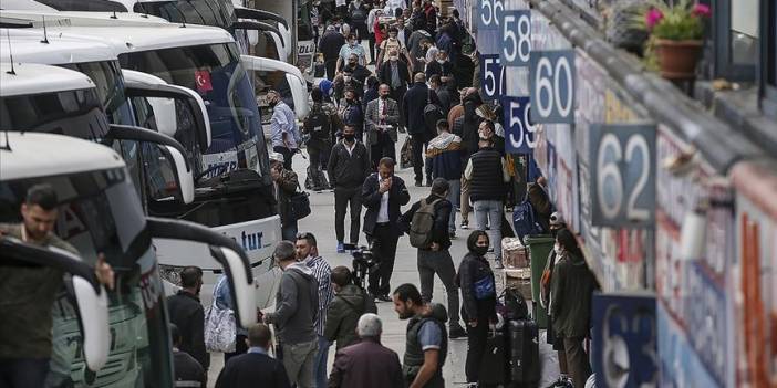 İzmir'in Dev Otobüs Şirketi Geride Büyük Bir Soru İşareti Bırakarak Sektörden Çekildi