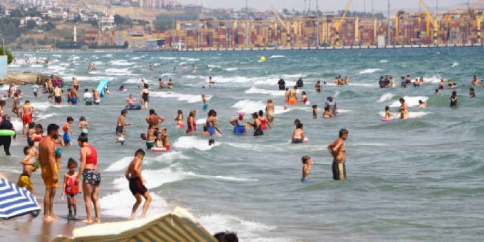 Tekirdağ'da Sıcaktan Bunalanlar Sahillere Aktı