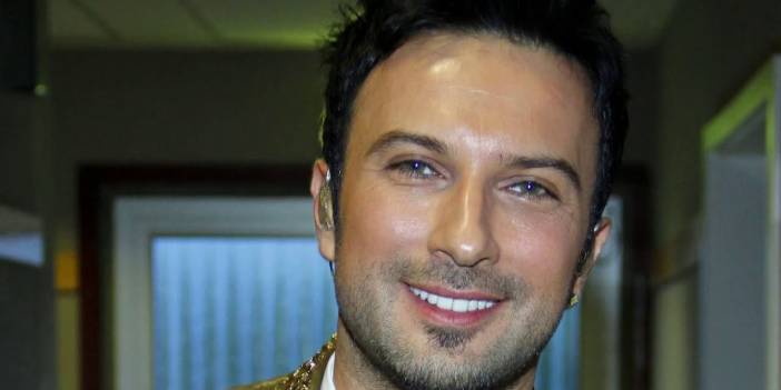 Megastar Tarkan Yıllar Sonra Küpe Taktı