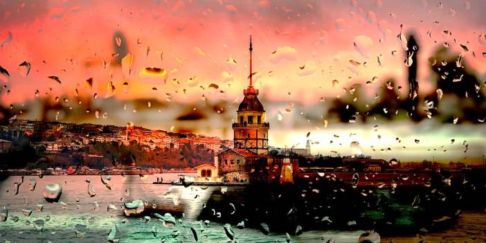 İstanbul'da hava hem sıcak hem yağmurlu olacak