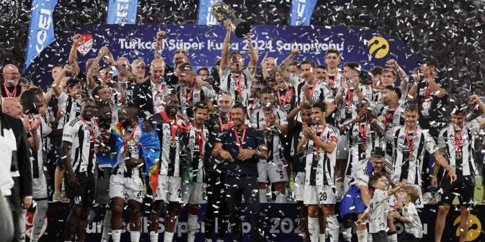 Beşiktaş'ın tarihi Süper Kupa zaferi Avrupa basınında!