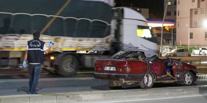 Uşak'ta gece yarısı facia: Feci kaza can aldı!