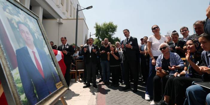 Otel odasında ölü bulunan Türkiye Petrolleri yöneticisi son yolculuğuna uğurlandı