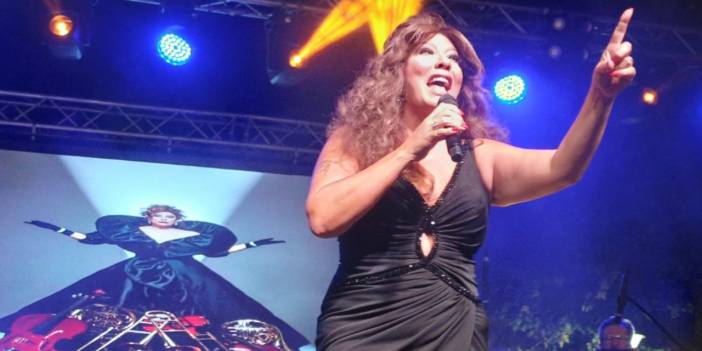 İzmir Marşı Yunanistan'ı karıştırdı! Işın Karaca hedef gösterildi