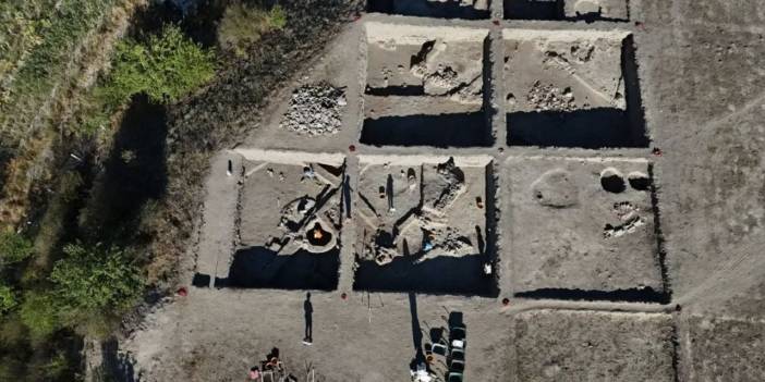 Kütahya'daki Tavşanlı Höyük kazısında yaklaşık 4 bin yıllık mühür bulundu