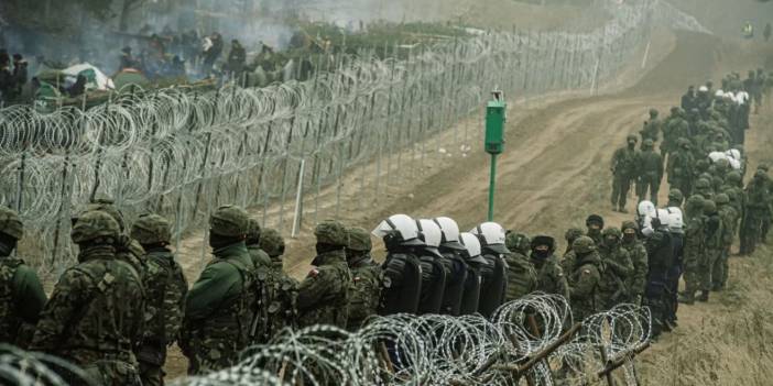 Ukrayna, Belarus sınırına 120 binden fazla asker konuşlandırdı